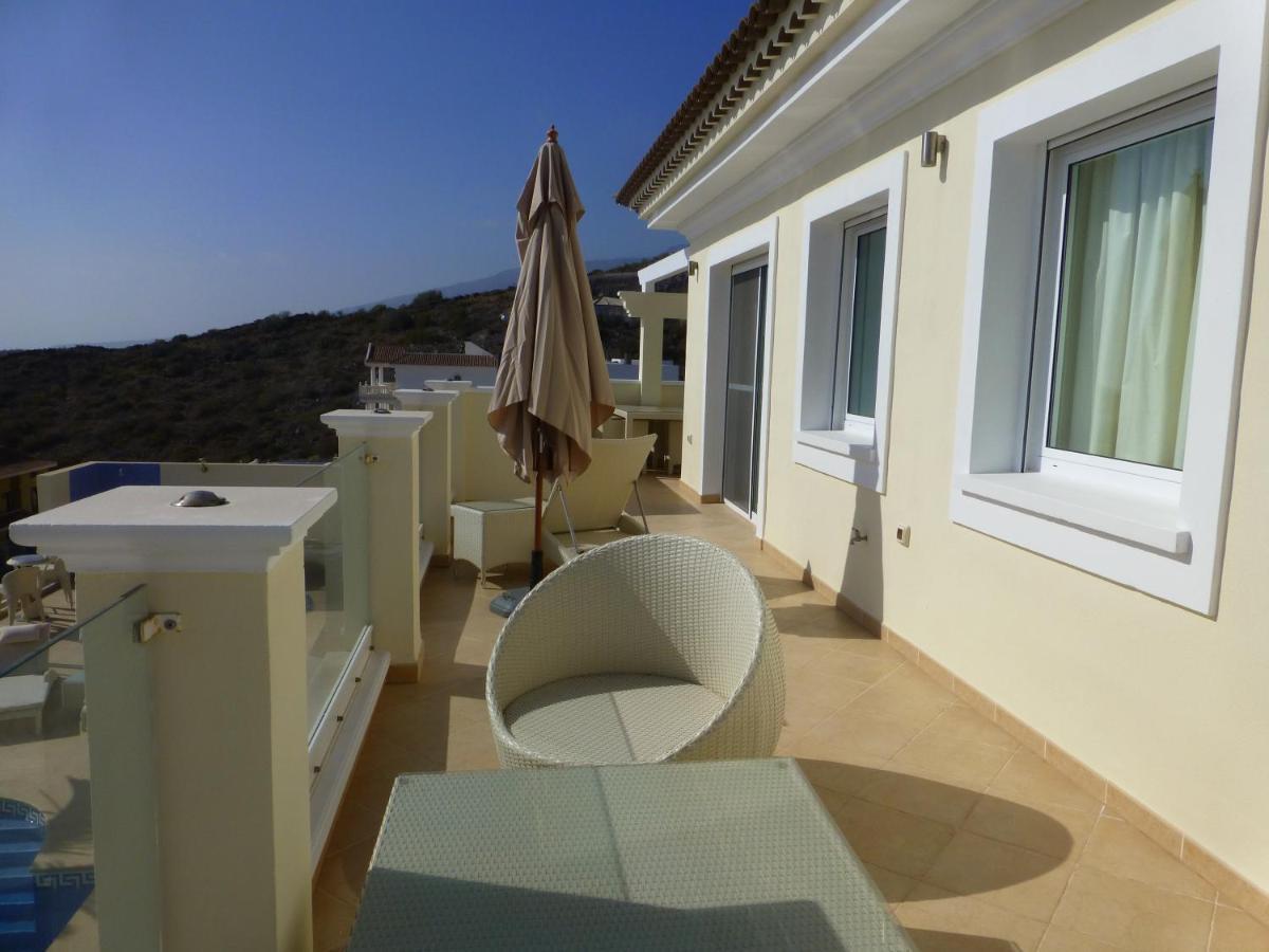 Villa Juliana Адехе Екстер'єр фото